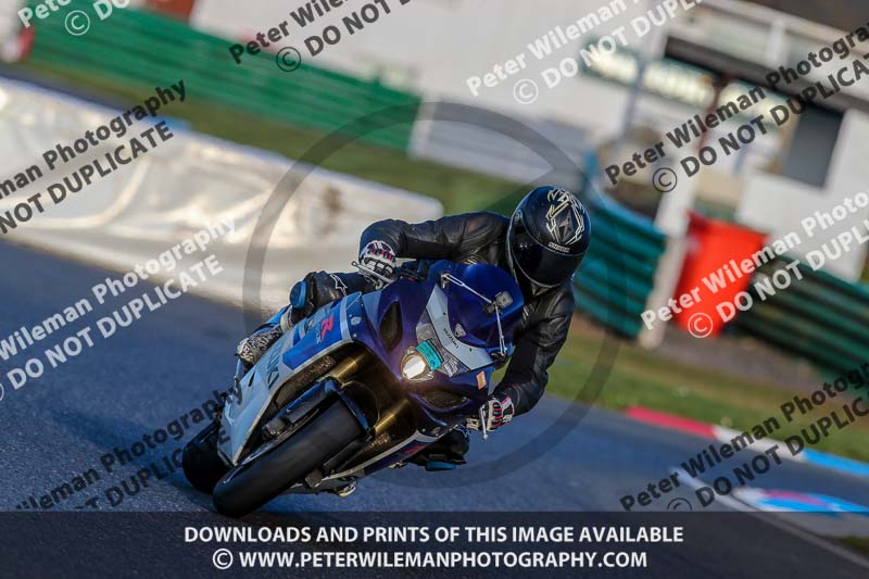 PJM Wedding Photography;enduro digital images;event digital images;eventdigitalimages;mallory park;mallory park photographs;mallory park trackday;mallory park trackday photographs;no limits trackdays;peter wileman photography;racing digital images;trackday digital images;trackday photos